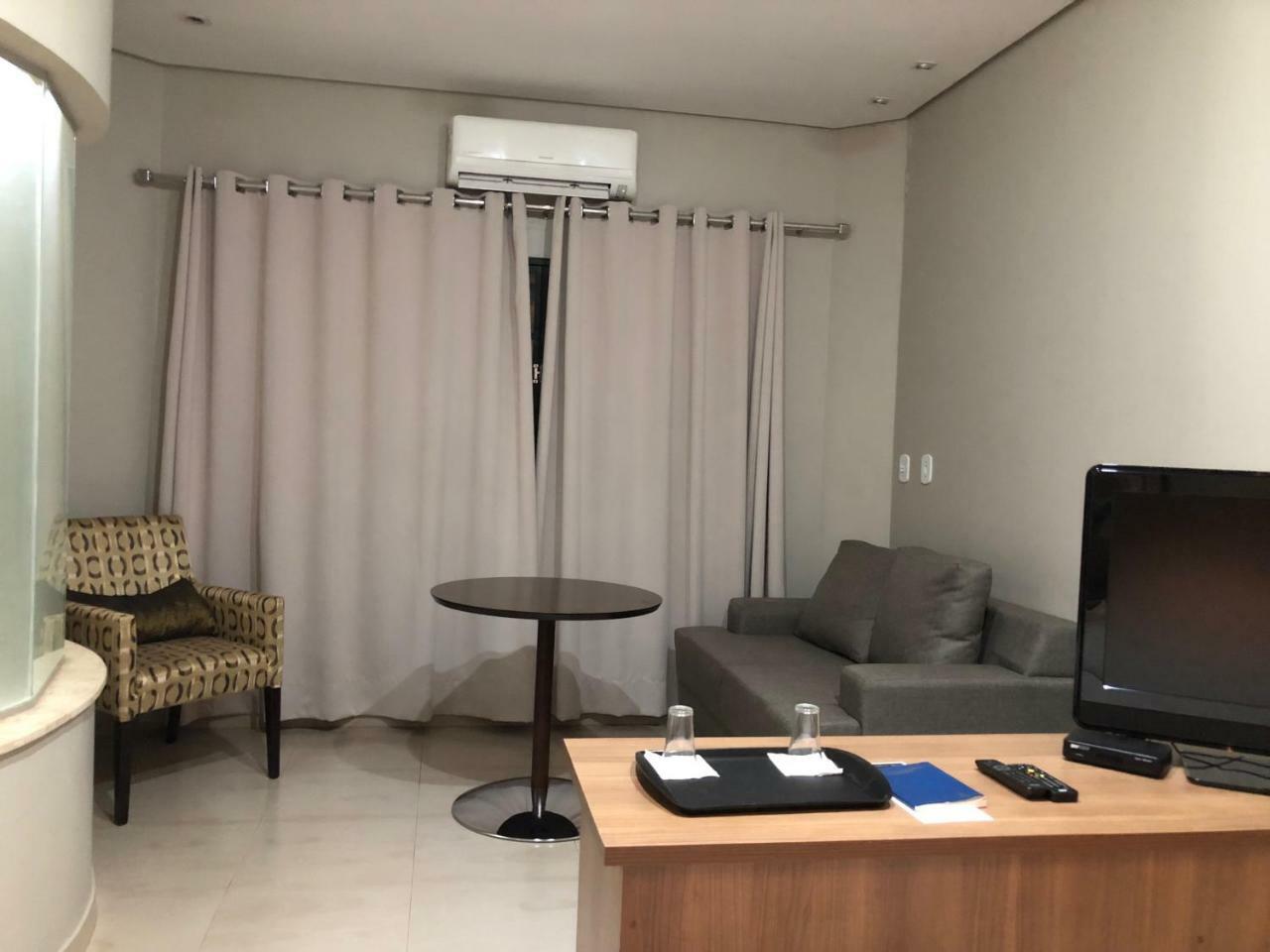 Cast Comfort Hotel Paranaíba Екстериор снимка